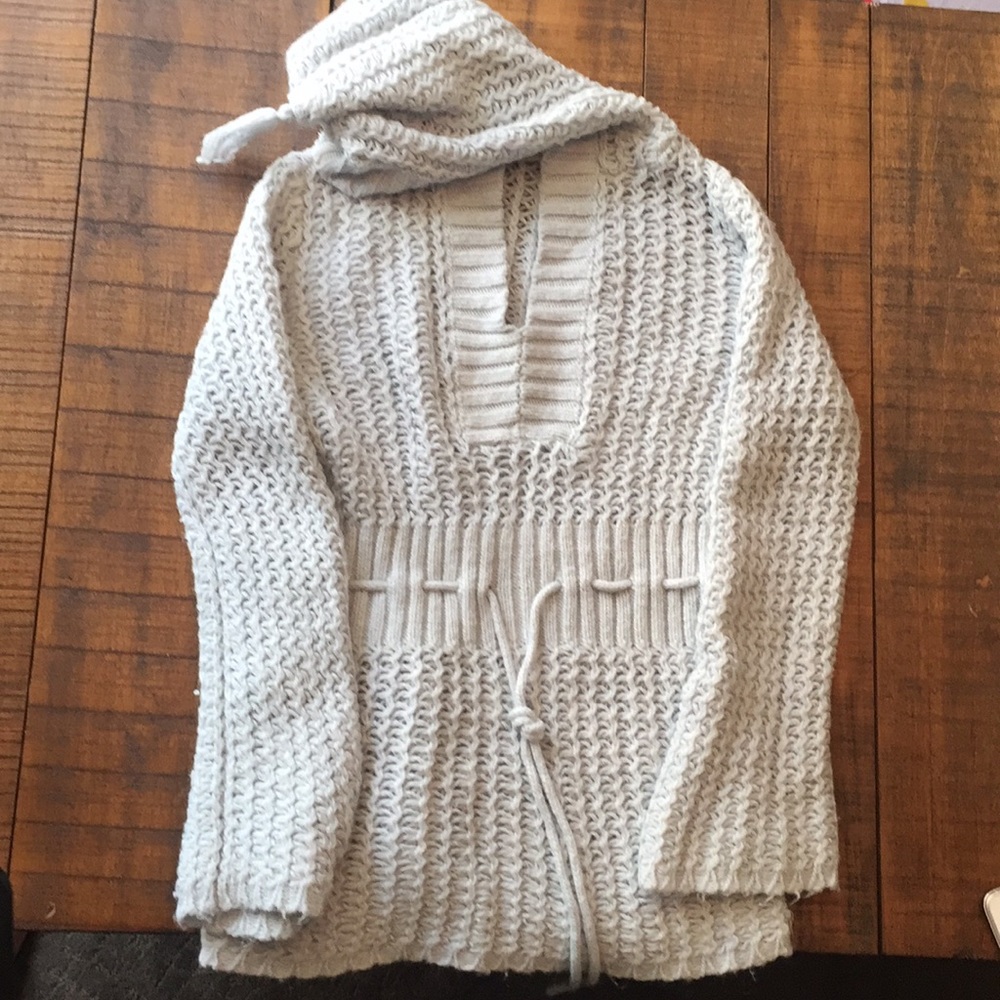 Cable knit hooded sweater